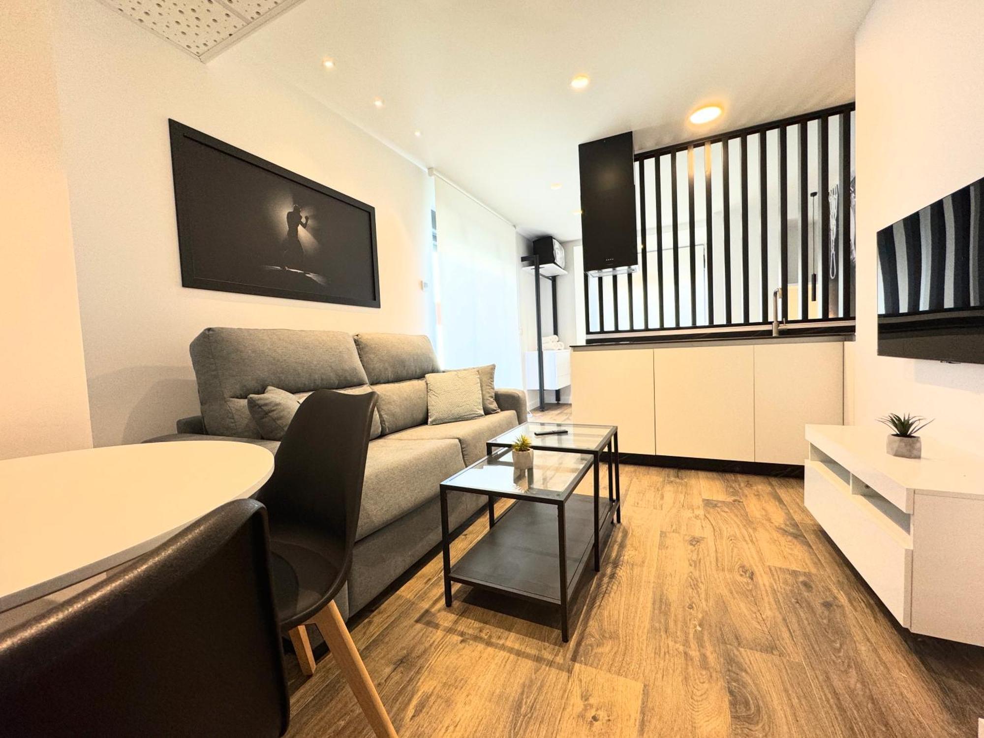Apartamentos Turisticos Identia Sport León Zewnętrze zdjęcie