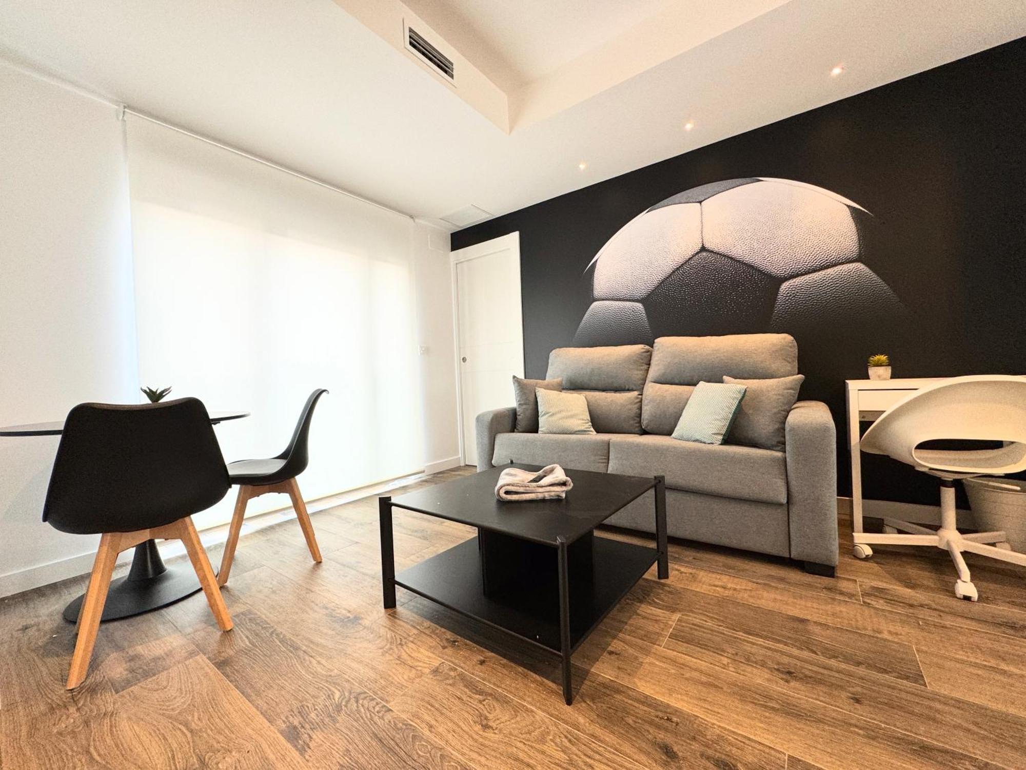 Apartamentos Turisticos Identia Sport León Zewnętrze zdjęcie