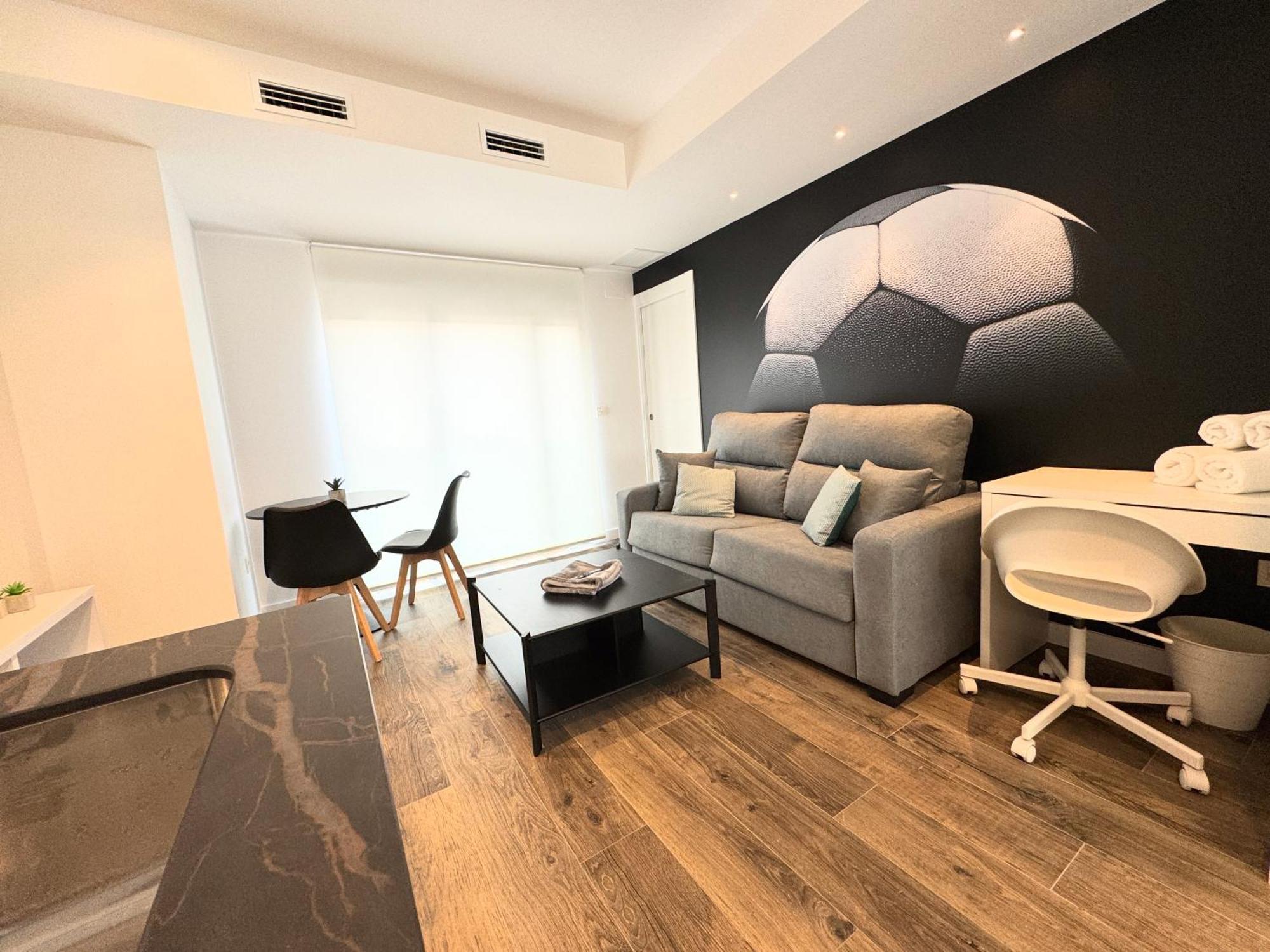 Apartamentos Turisticos Identia Sport León Zewnętrze zdjęcie