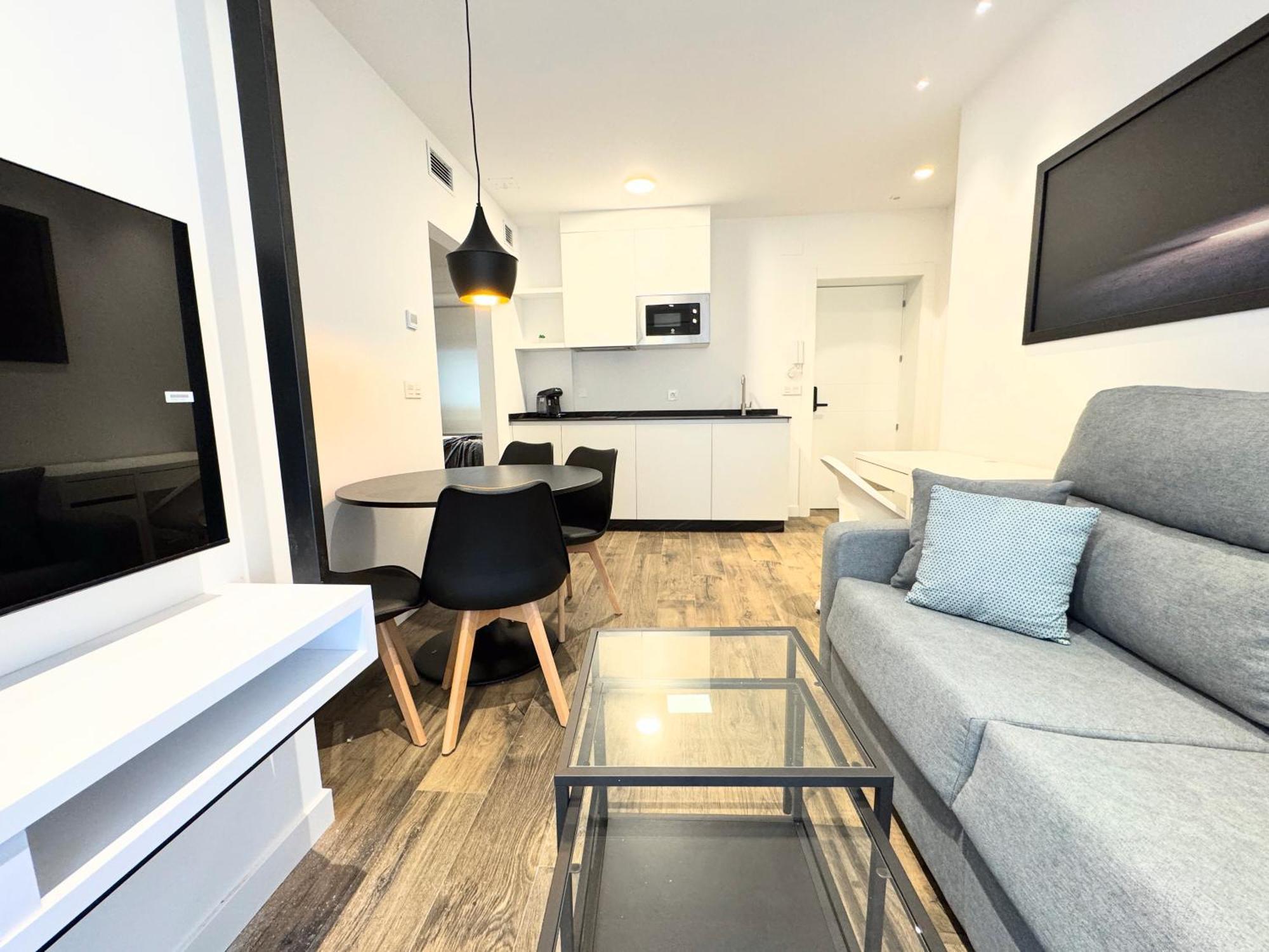 Apartamentos Turisticos Identia Sport León Zewnętrze zdjęcie